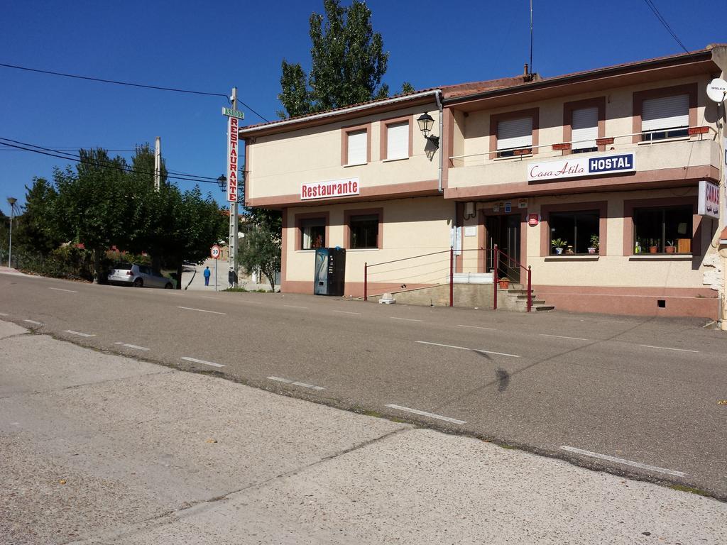 Ricobayo Hostal Atila מראה חיצוני תמונה